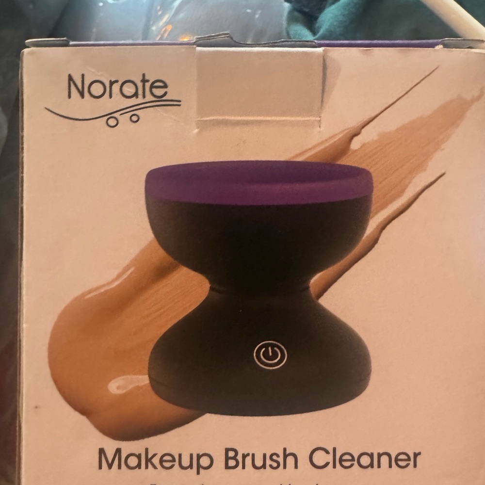 - Make up brush cleaner in good condition